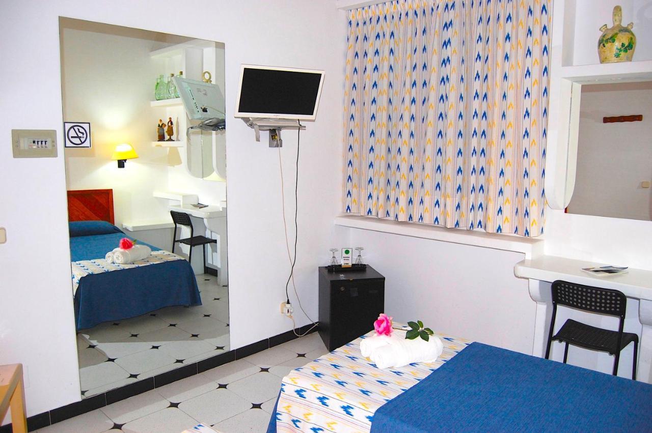 Hostal Ca'N Tiu Alaro Ngoại thất bức ảnh