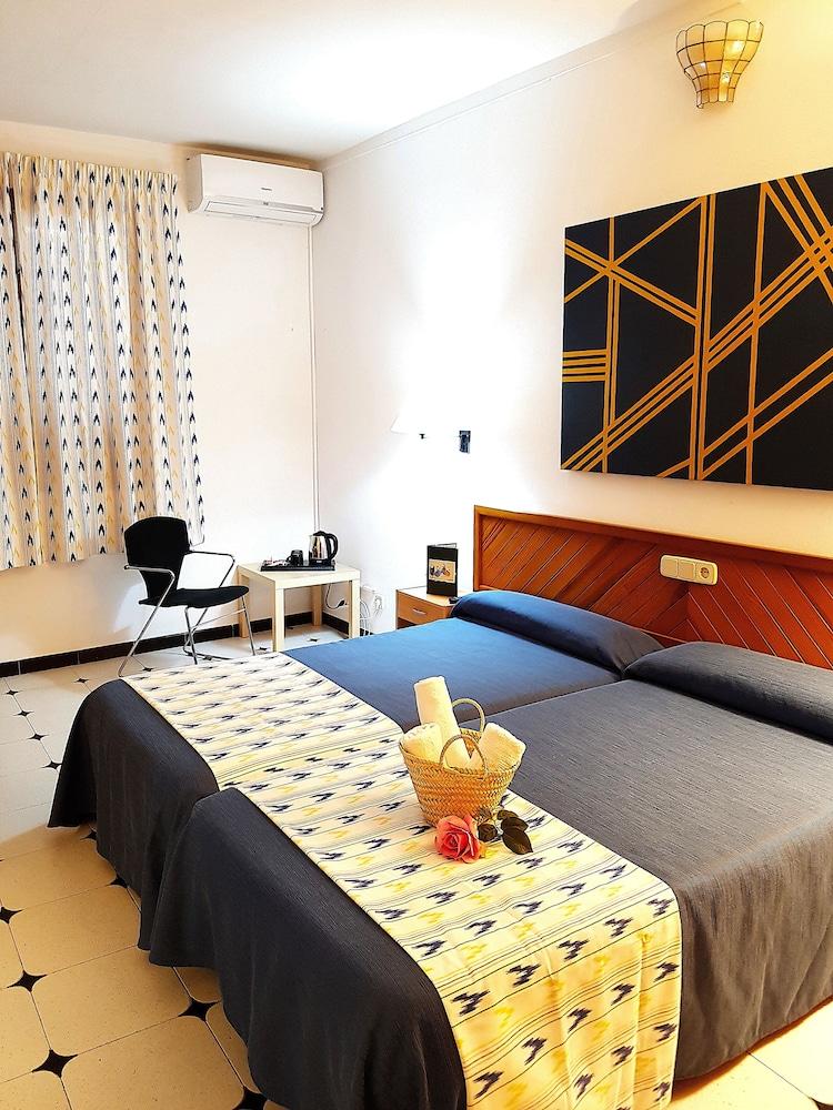 Hostal Ca'N Tiu Alaro Ngoại thất bức ảnh